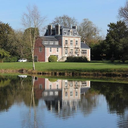Chateau De La Chasse Beauvais Romagne  Kültér fotó