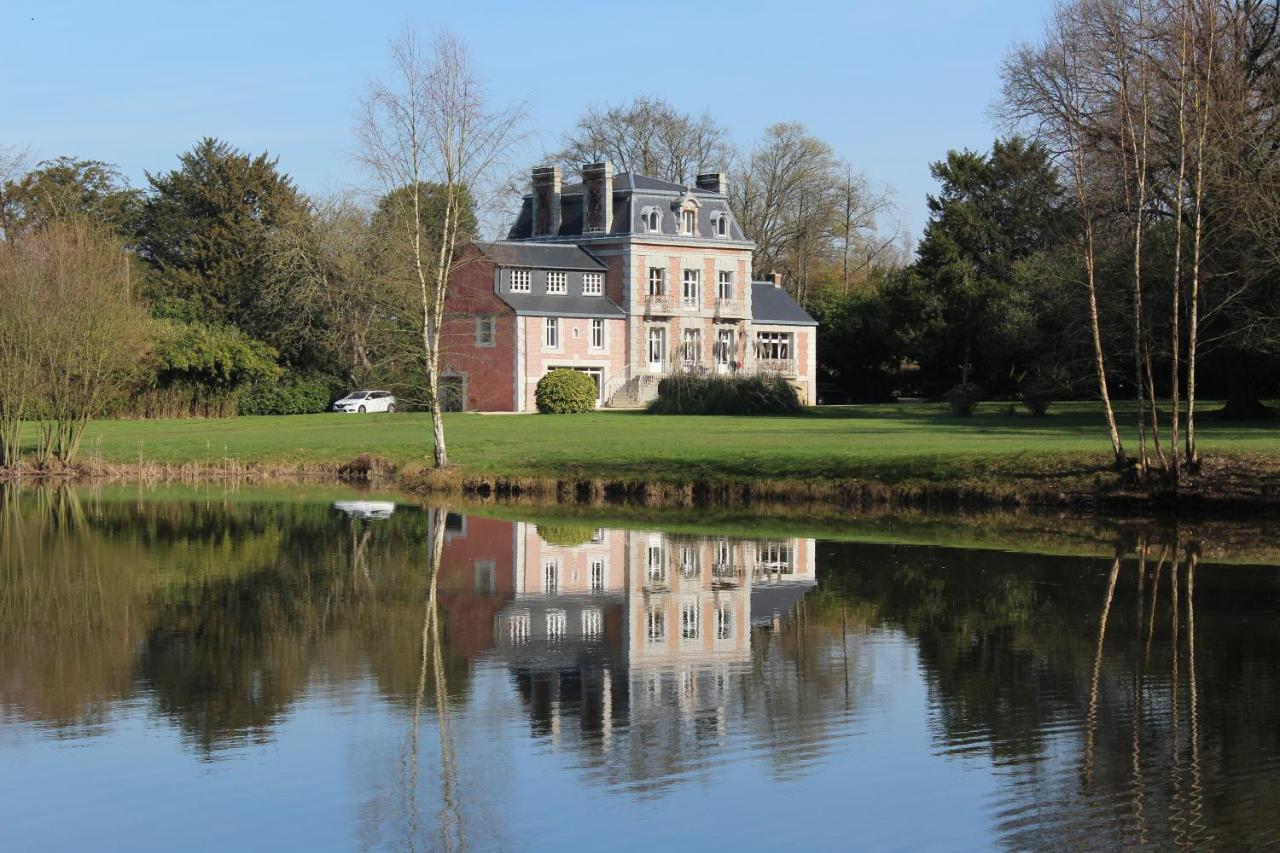 Chateau De La Chasse Beauvais Romagne  Kültér fotó